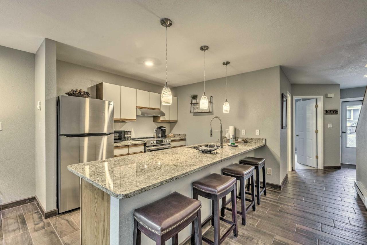 Dreamy, Family-Friendly Cloudcroft Townhome! Exterior photo